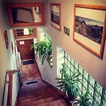Bed & Breakfast Stop